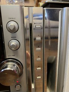 Музыкальный центр