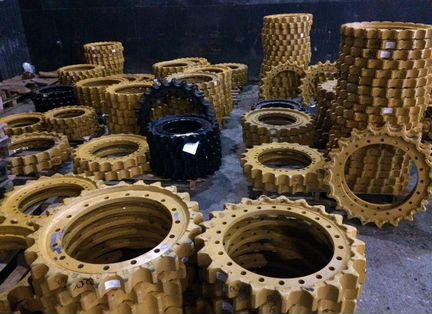 Звездочка для экскаватора R180LC-7 (E181-20012)