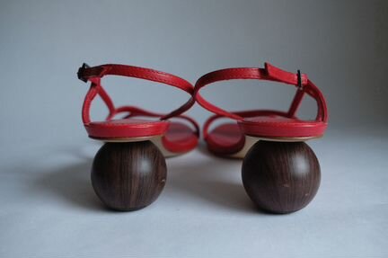 Красные босоножки Zara (кожа)