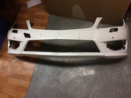 Бампер передний Мерседес 204 амг