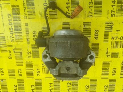 Подушка двигателя Ауди А8 д4 audi a8 d4