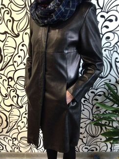 Длинная кожаная куртка