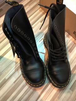 Ботинки Dr. Martins