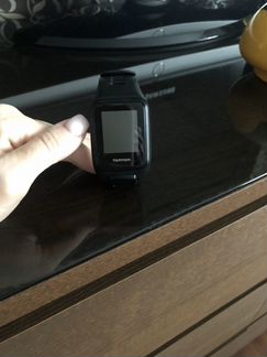 Спортивные часы tomtom spark3. В комплекте зарядно