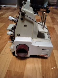 Оверлок мшк-1, 3 нитки (Краеобметочная машинка)