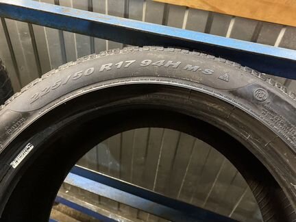 225/50R17 Pirelli sottoZero2 Run Flat комплект