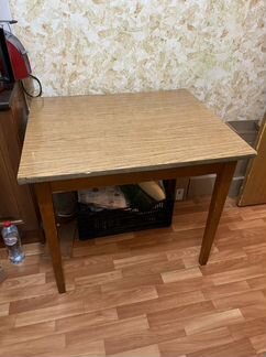 Стол