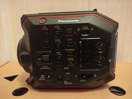 Panasonic EVA1 5.7К Кинокамера