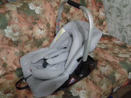 Автокресло новое от 0 до 10 кг