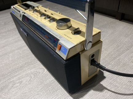 Магнитола Aiwa j 50 редчайшая