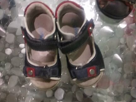 Сандали детские 20 размер
