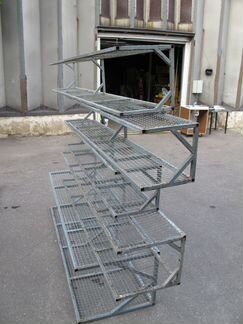 Полки сетчатые на крашеном металлокаркасе 11шт