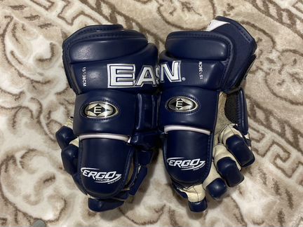 Краги хоккейные easton