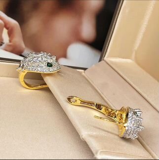 Коллекция Bvlgari Luxury серьги. браслет