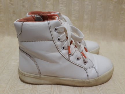 Б/У кроссовки фирмы Н&М размер 31 (19.5 см)