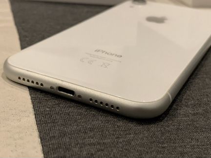 iPhone XR 64gb белый Ростест