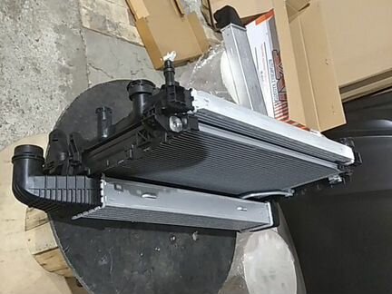Мерседес кассета радиаторов двс W212 W207 W204 GLK