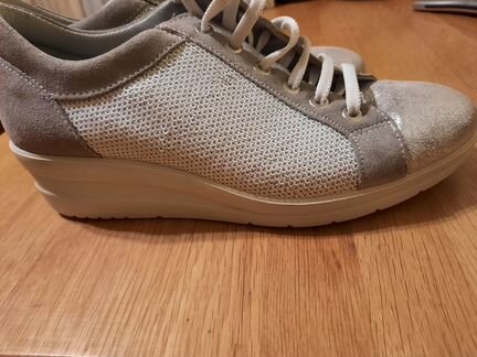 Кроссовки - ботинки