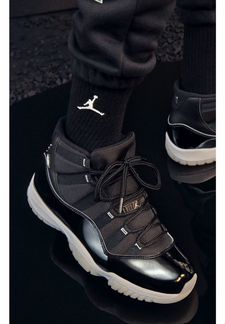 Air jordan 11 jubilee