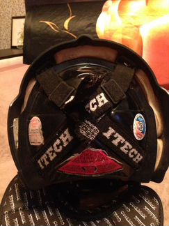 Хоккейная защита (варатаря ) Б/У