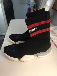 Кроссовки Vetements