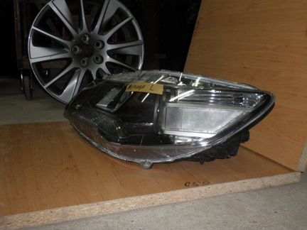 Фара Хонда Легенда Honda Legend 2009г