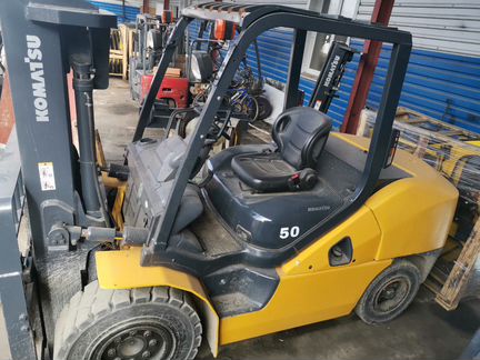 Вилочный погрузчик Komatsu