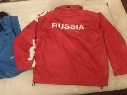 Сортивный костюм