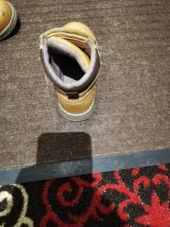 Детские ботинки