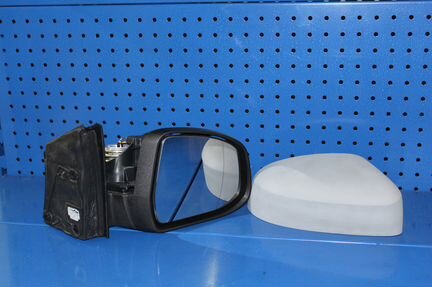 Ford Focus 3 2012 электрическое зеркало правое