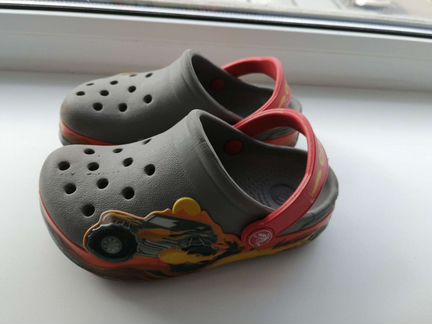 Crocs тапки для мальчика