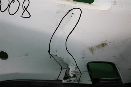 Бампер передний Peugeot 2008 2013-2016