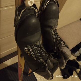 Беговые лыжи