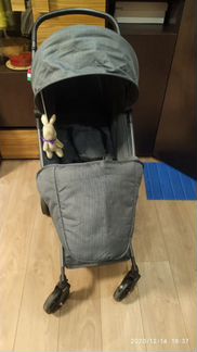 Коляска прогулочная