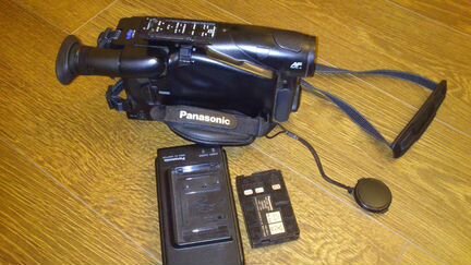 Видеокамера 