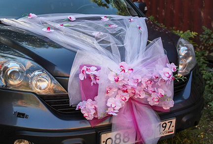 Украшения на машину