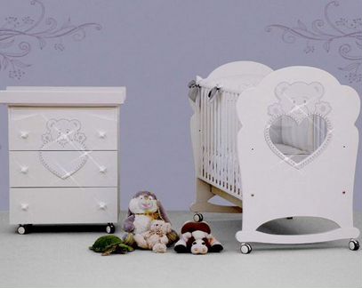 Продаю детскую кроватку