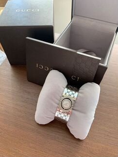 Часы Gucci с бриллиантами