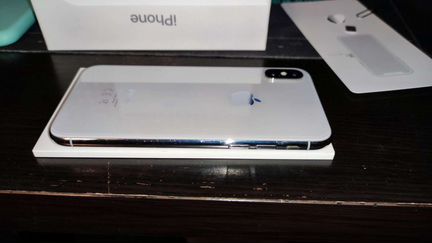 iPhone x 64gb белый б/у