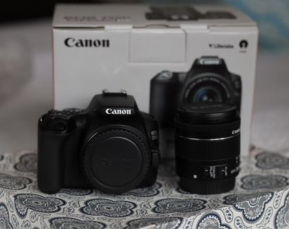 Canon eos 250d kit