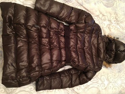 Длинный женский пуховик Moncler