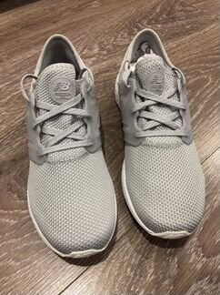 Женские кроссовки new balance