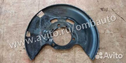 Пыльник тормозного диска правый Опель Астра J GTC