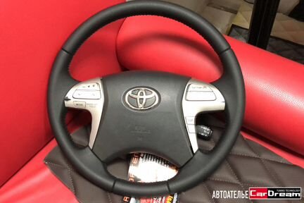 Кожаный руль новый Toyota Camry v40