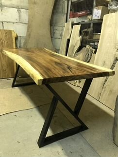 Эксклюзивный обеденный стол из массива суара