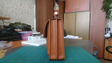 Деловой портфель из натуральной кожи