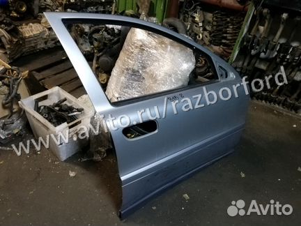 Дверь передняя правая Volvo S60 серебро