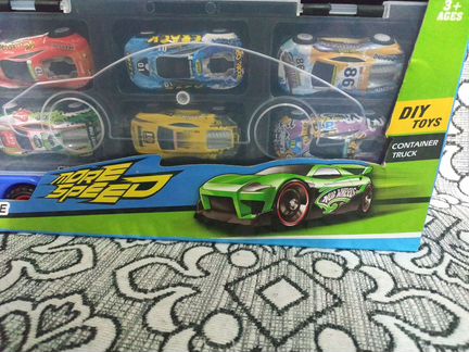 Набор машинок: