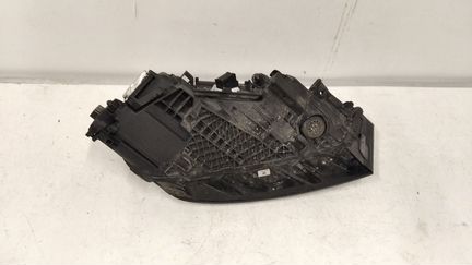 Фара левая LED Audi Q7 4M