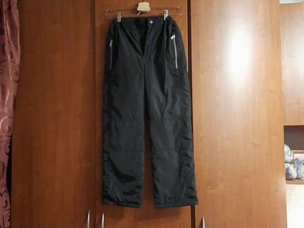 Брюки для мальчика 8-9 лет